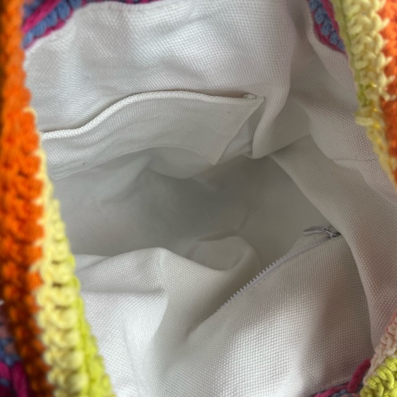 Handmade crochet backpack - Picture 9 of 9